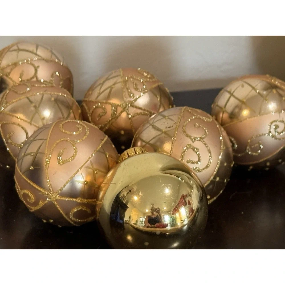 8 Vintage Ornaments Christmas Gold Decorative Balls‎  Mixed Some Worn